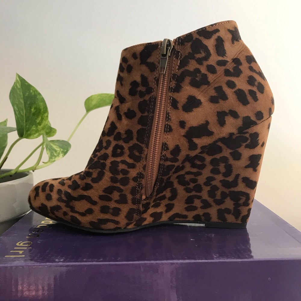 Leopard Booties - Picture 4 of 4